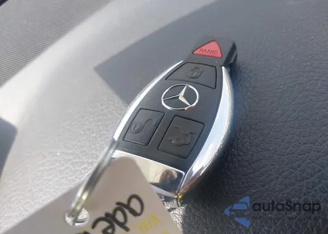 2015 Mercedes-Benz Glk 350 4Matic из США, поврежденный, VIN WDCGG8JB2FG424511